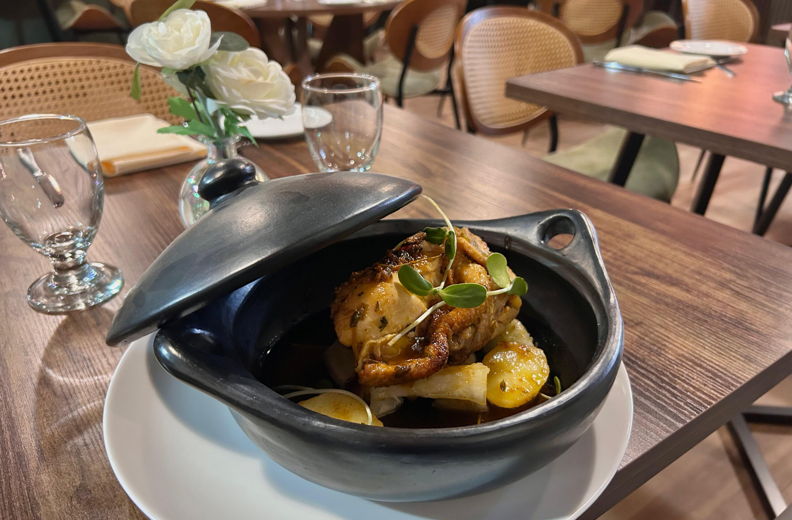 Home seco de pollo gastronomia costa